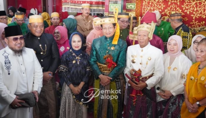 Wali Kota Palopo Hadiri Penganugerahan Gelar Adat untuk Menag RI