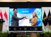 Bentuk Posbakum Kelurahan, Wali Kota Palopo Terima Penghargaan dari Kemenkumham Sulsel