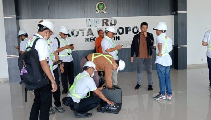 Kejari Palopo Gandeng Ahli UNM Periksa Fisik Gedung DPRD, Diduga Ada Penyimpangan Material