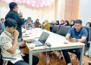 SMSI Sulsel Latih Karyawan Pelindo Makassar Menulis Berita