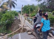 Akses Vital Warga Terputus, Jembatan Mancani Ambruk Sejak Mei 2025