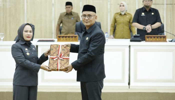 Walikota Palopo Serahkan RPJMD 2025–2029 ke DPRD