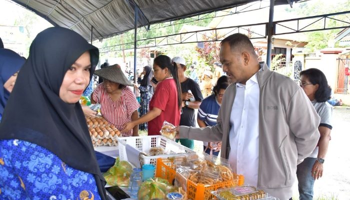 Wawali Palopo Tinjau GPM Jelang Natal dan Tahun Baru di Kelurahan Pattene