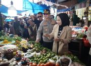 Pastikan Stok Aman Jelang Nataru, Wali Kota Palopo Sidak Pasar Sentral dan Andi Tadda