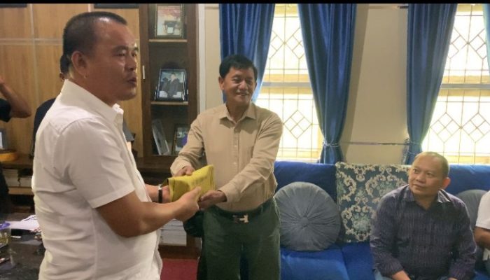 Anggota DPRD Luwu Utara Serahkan Donasi Rp25 Juta untuk Perjuangan Provinsi Luwu Raya