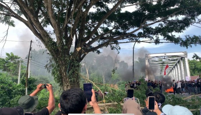 Jembatan Baliase Terhenti, Suara Luwu Raya Memaksa Negara Menoleh