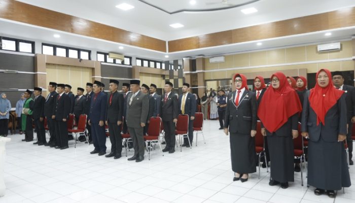 24 Pejabat Eselon II dan 3 Eselon III Dilantik, Walikota Palopo : Birokrasi yang Profesional