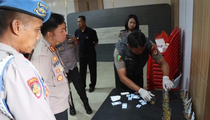 Polres Palopo Gelar Tes Urine Mendadak, 24 Personel Dinyatakan Negatif Narkoba