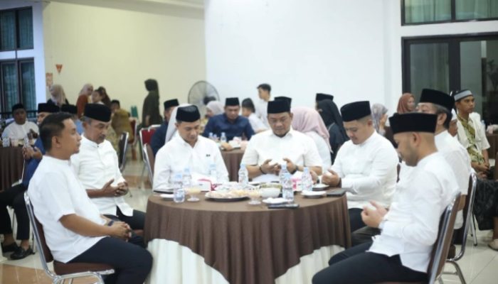 Pemkab Luwu Buka Puasa Bersama, Momentum Perkuat Persatuan Wija To Luwu