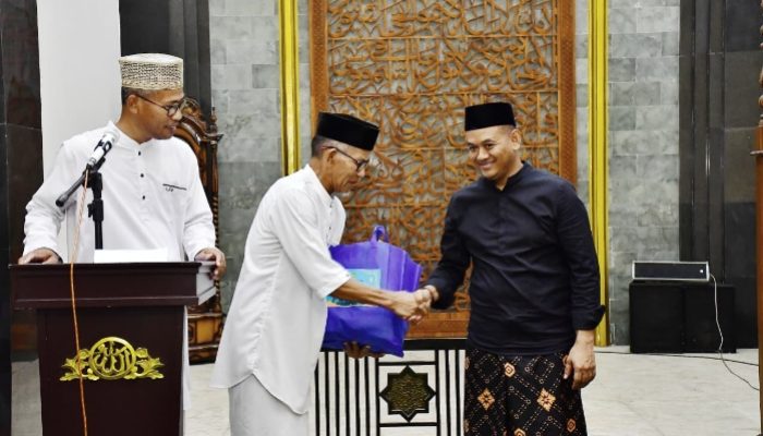 Safari Ramadan di Masjid Islamic Centre, Wawali Palopo Ajak Warga Jaga Kondusivitas dan Kesehatan