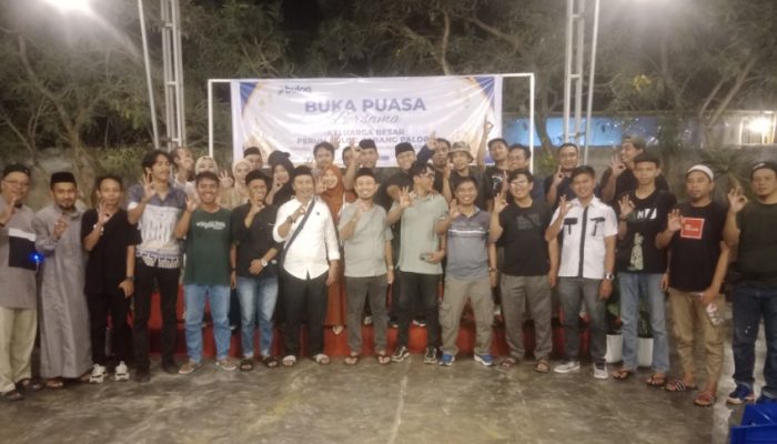 Bulog Palopo Bukber Bersama Jurnalis dan Santuni Anak Panti Asuhan