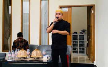 Buka Puasa Bersama di Mappedeceng, Karemuddin Serukan Persatuan dan Semangat Luwu Raya