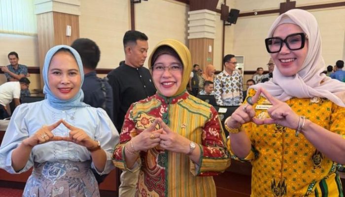 Wali Kota Palopo Hadiri Penandatanganan MoU Penguatan Data Statistik Pembangunan di Makassar