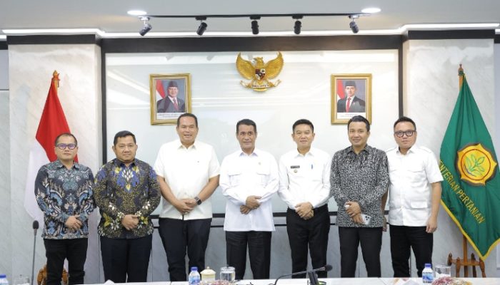 Bupati Luwu Utara Temui Mentan, Perjuangkan Penguatan Sektor Pertanian dan Perkebunan
