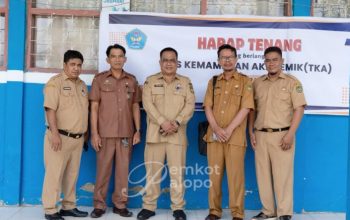 Sainal Sahid Tinjau TKA di SMPN 4 Palopo, Tekankan Kelancaran dan Ketertiban