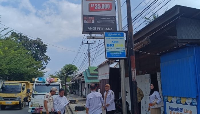 Langgar Izin dan Pajak, Reklame Liar di Palopo Ditertibkan