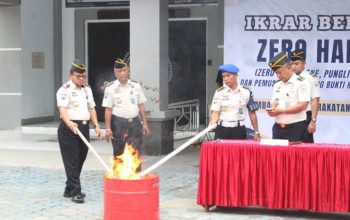 Lapas Palopo Gelar Ikrar Zero HALINAR, Puluhan HP dan Barang Terlarang Dimusnahkan