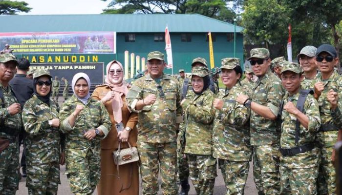 Bupati Luwu Hadiri Pembukaan Latsarmil Komcad ASN dan Kepala Desa 2026