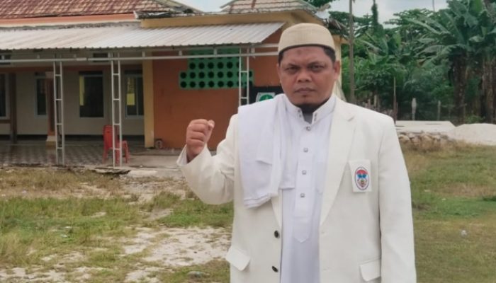 Dosen Unanda Sosialisasikan Green Zakat Framework Melalui Khutbah Jumat di Masamba