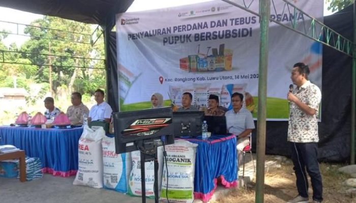 Andi Rahim Pastikan Penyaluran Pupuk Bersubsidi Tepat Sasaran di Rongkong