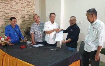 Suwardi Tahir Kandidat Pertama Ambil Formulir Calon Ketua PWI Sulsel 2026-2031