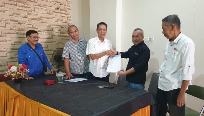Suwardi Tahir Kandidat Pertama Ambil Formulir Calon Ketua PWI Sulsel 2026-2031