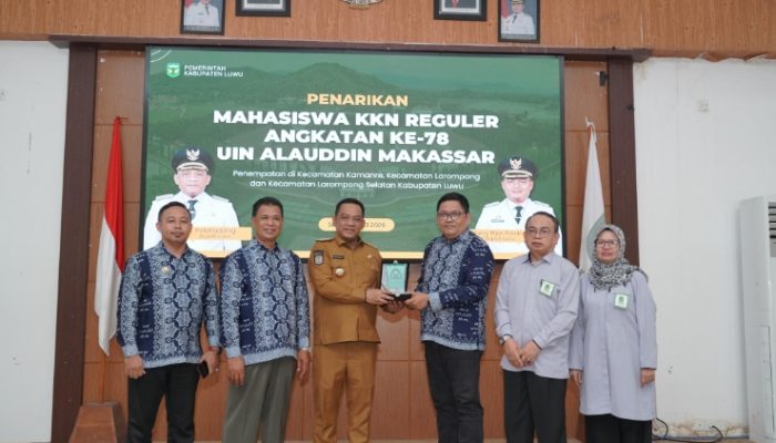 Penarikan KKN UIN Alauddin di Luwu, Patahudding Tekankan Peran Mahasiswa Bangun Desa