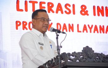 Bupati Luwu Dorong Literasi Keuangan untuk Perkuat Ekonomi Keluarga dan UMKM
