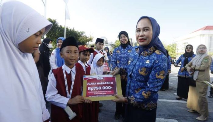Wali Kota Palopo Pimpin Upacara HKN, Tegaskan Peran Strategis Perpustakaan dan Kearsipan