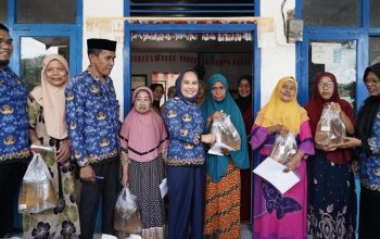 Walikota Palopo Salurkan Bantuan Pangan kepada 2.417 KPM di Sendana dan Mungkajang