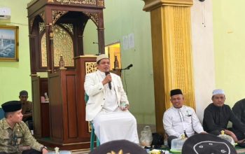 Ustadz Suparman Ajak Umat Maknai Hijrah dalam Tabligh Akbar YPRI Wasuponda