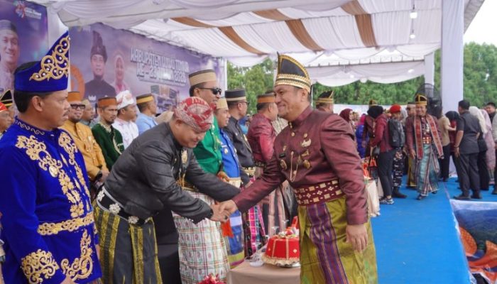 Wabup Luwu Hadiri Hari Jadi Luwu Timur ke-23, Tekankan Pentingnya Sinergi Luwu Raya