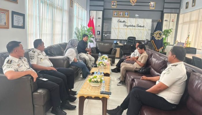 Kunjungan Kerja dan Koordinasi, Ketua SMSI Palopo : Perusahaan Media Wajib Membuka Ruang Hak Jawab, Jika Tidak Itu Pidana
