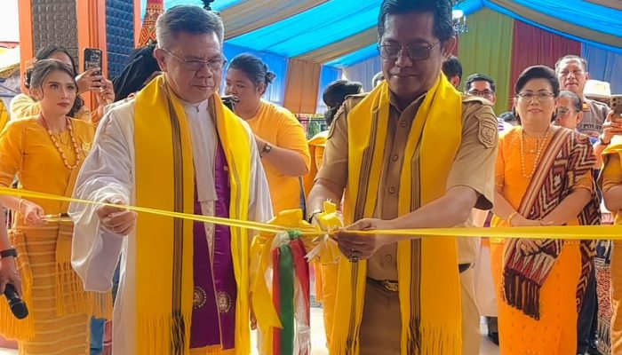 Pj Sekda Palopo Hadiri Pentahbisan Gereja Kibaid, Tekankan Peran Rumah Ibadah dalam Pembinaan Generasi
