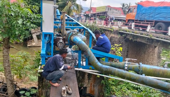 Perumda Tirta Mangkaluku Optimalkan Layanan, Pompa Pressure Baru Dipasang di Jalan KHA Razak