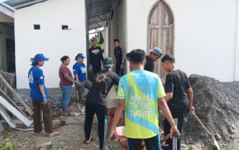 Demokrat Luwu Utara Isi HUT ke-25 dengan Aksi Nyata: Bersih Lingkungan dan Bagikan Ratusan Sembako