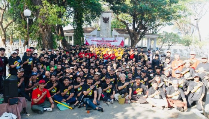 Sambut HUT ke-81 RI, LDII Sulsel dan SPN Batua Gelar Kerja Bakti Nasional di TMP Panaikang