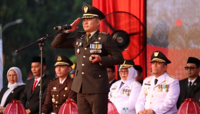 Dandim 1403 Palopo Pimpin Upacara Penurunan Bendera HUT RI ke-81 di Luwu Timur