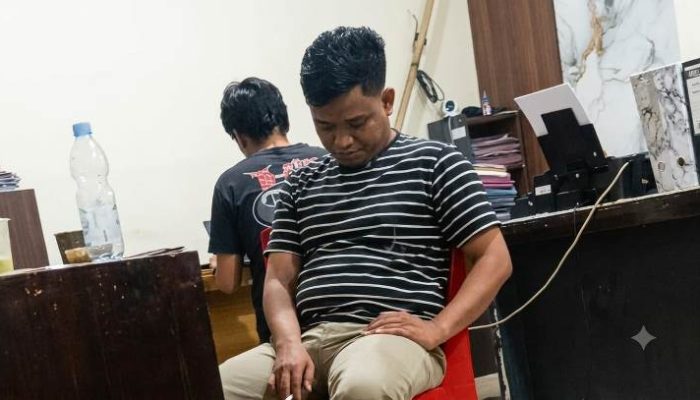 Status Terlapor, Diruangan Penyidik Reski Halim Terlihat Tertunduk