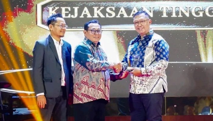 Kejati Aceh Raih Penghargaan SMSI Aceh Award 2026, Dorong Penegakan Hukum Humanis