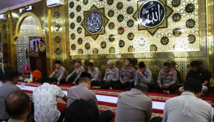 Polres Palopo Peringati Maulid Nabi, Kapolres Tekankan Kejujuran dan Integritas Personel