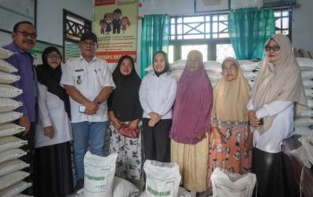 Walikota Palopo Salurkan 128 Ton Beras CPPD kepada 4.267 Penerima
