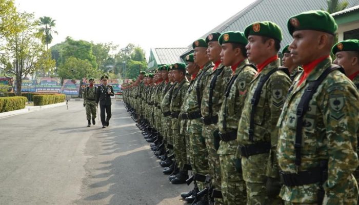 Upacara HUT TNI ke-81 di Palopo Digelar Sederhana, Pesan Dandim : Jangan Pernah Sakiti Hati Rakyat