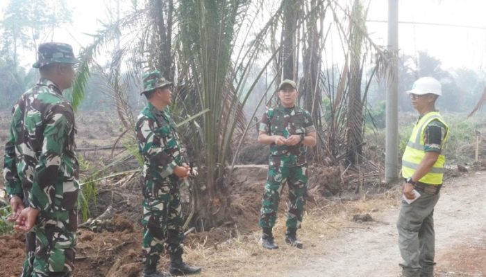 Jalan Berlumpur Jadi Kendala Petani, Satgas TMMD Kodim 1403/Palopo Bawa Harapan bagi Warga Parumpanai