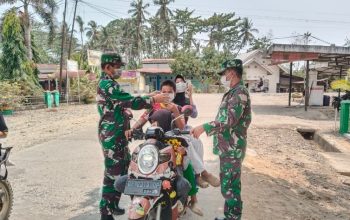 TNI Hadir di Tengah Ancaman Asap Karhutla, Kodim 1403/Palopo Bagikan Ribuan Masker